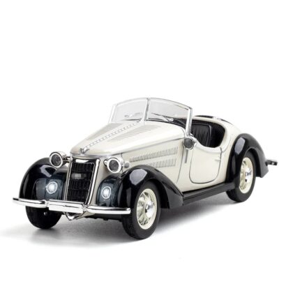1:32 SCALE AUDI VINTAGE - WHITE