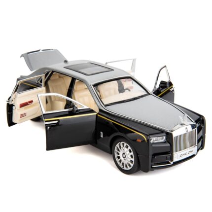 1.24 SCALE ROLLS-ROYCE PHANTOM-SILVER