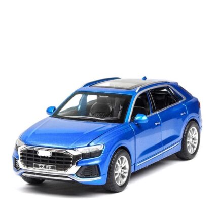 1.32 SCALE AUDI Q8-BLUE