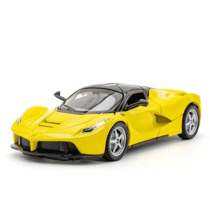 1.32 SCALE LA-FERRARI-YELLOW